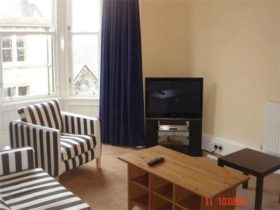 4 bedroom Flat to rent